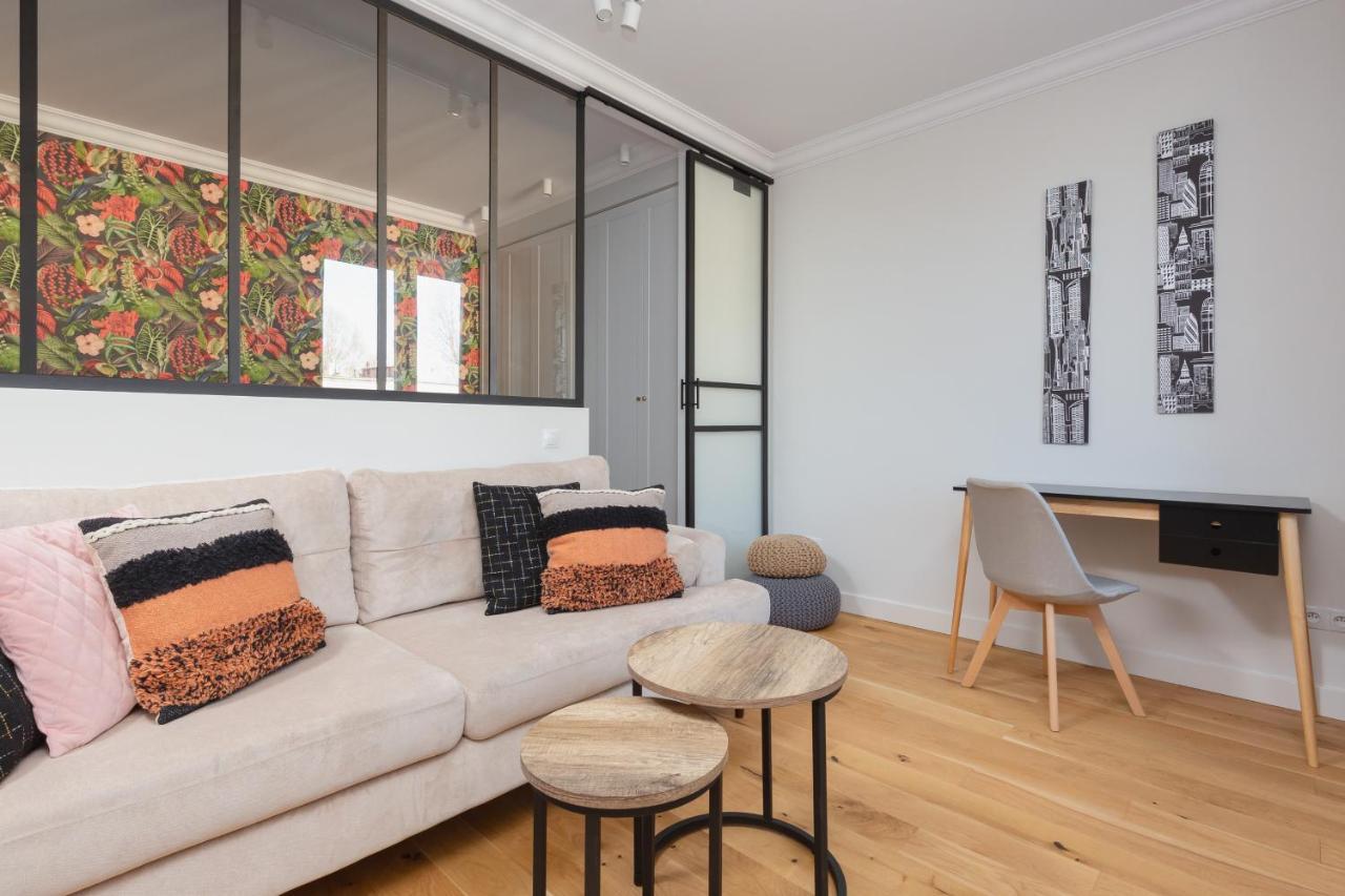 Apartment Bialobrzeska Warsaw Ochota By Renters Dış mekan fotoğraf